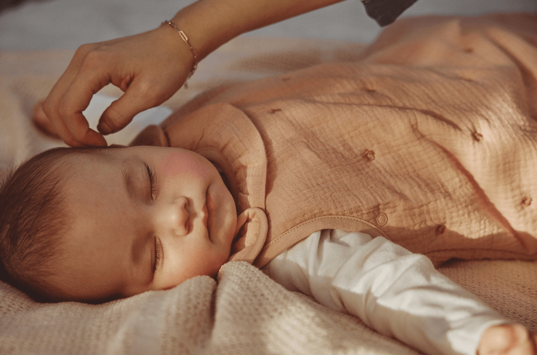 Recognising and Addressing Common Sleep Challenges in Newborns