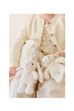 Load image into Gallery viewer, Snuggle Bunnies - Penelope Keyring - Marshmallow