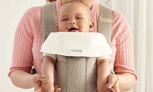 How to attach the Bib for Baby Carrier Mini