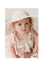 Load image into Gallery viewer, Jamie Kay Organic Cotton Noelle Hat