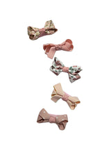 Load image into Gallery viewer, OFM Baby Hair Clip 5 Piece Set - Pink