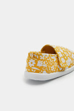 Load image into Gallery viewer, Mothercare Flowers Canvas Shoes