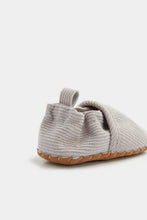 Load image into Gallery viewer, Mothercare Giraffe Pram Trainers