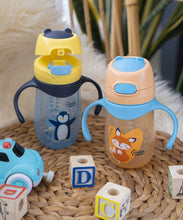 Load image into Gallery viewer, Tommee Tippee Weighted Straw Cup With Handle 300ml