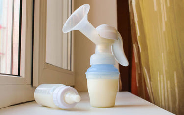 Breast Milk Storage Guide: How to Freeze and Thaw Safely and Correctly