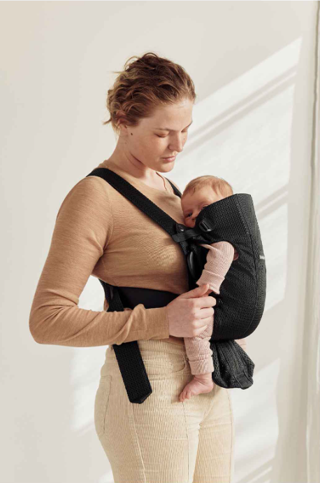 Carry with Confidence: A Parent’s Guide to Safe Babywearing
