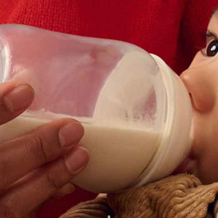 What You’ll Need – Whether You’re Breastfeeding or Bottle Feeding