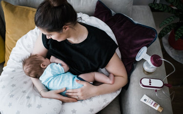 Manual vs Hands-Free: How To Choose The Right Breast Pump For Your Needs