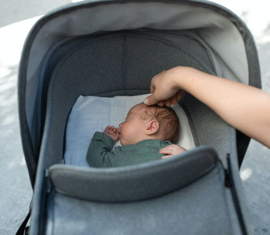 7 Things To Consider When Buying A Stroller For Babies & Kids