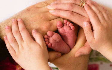 How to Nurture a Bond With Your Baby From Day One Without Self-Criticism