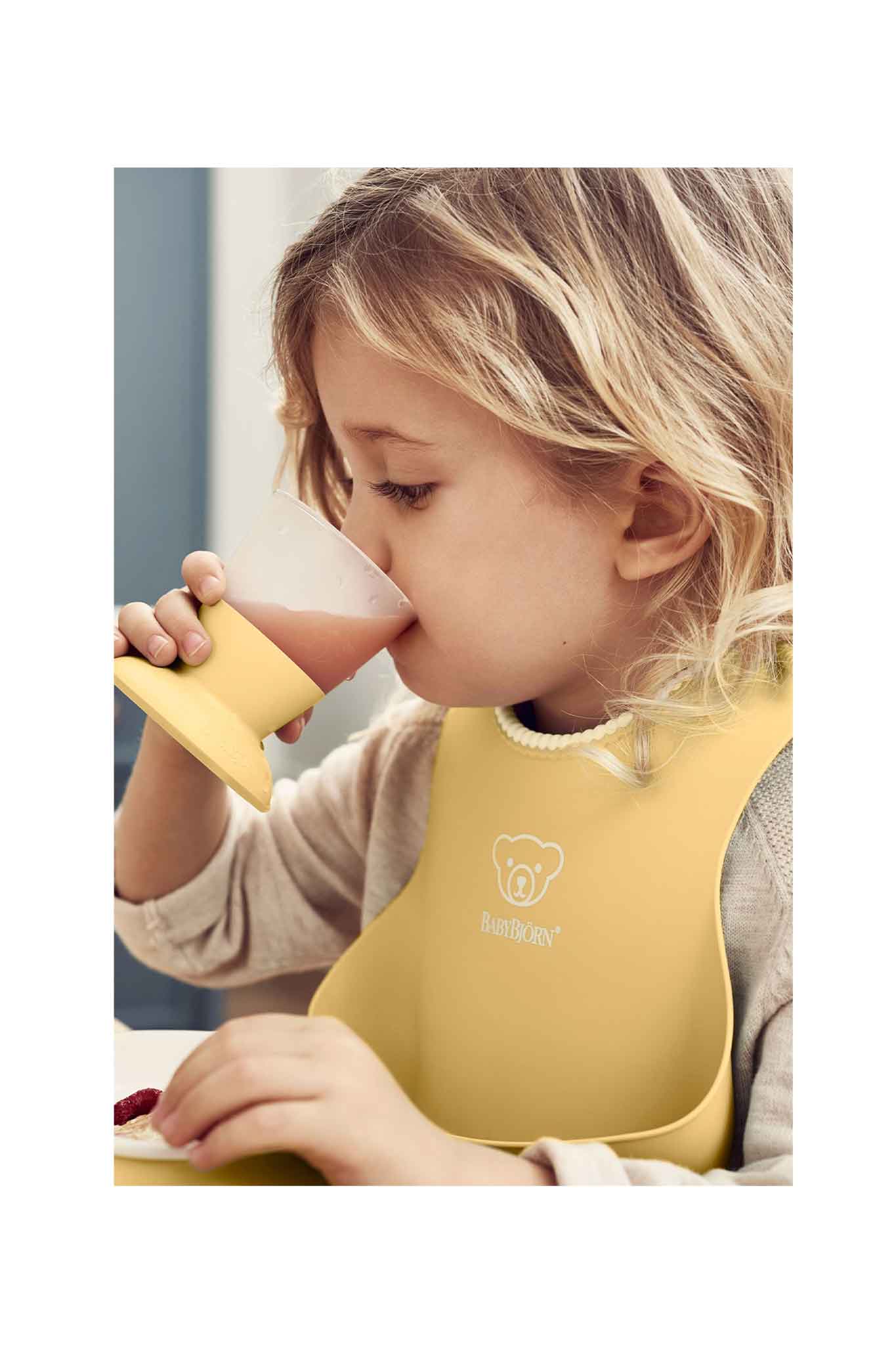 BabyBjorn Baby Bib Powder Yellow