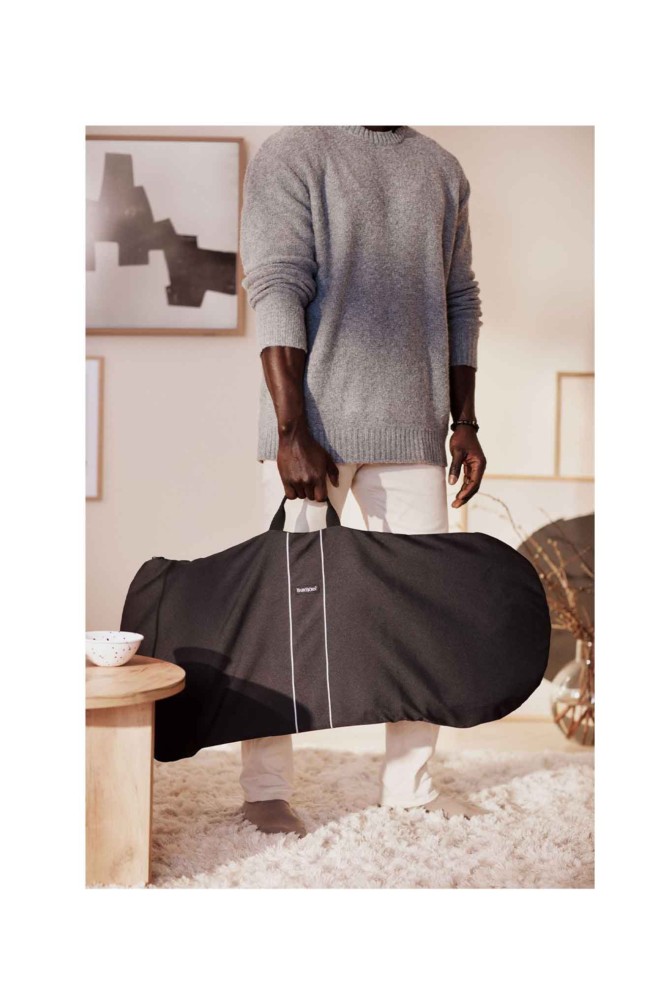 TRAVEL BAG