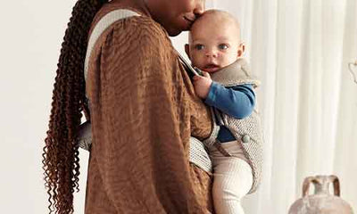 How to use the facing-in position for baby on Baby Carrier Mini