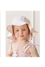 Load image into Gallery viewer, Jamie Kay Organic Cotton Noelle Hat
