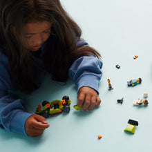 Load image into Gallery viewer, LEGO City Green Race Car
