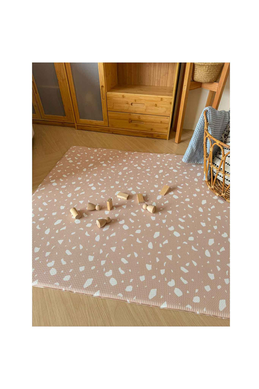 Gingerbubs Medium Mat Santai Sand / Harmony Dove Grey