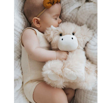 Snuggle Bunnies - Hilda The Highland Cow