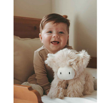 Snuggle Bunnies - Hilda The Highland Cow