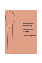 Load image into Gallery viewer, Tommee Tippee Heat Sense Weaning Spoon Pk4
