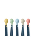Load image into Gallery viewer, Tommee Tippee Easigrip Feeding Spoon - 5 pack
