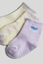 Load image into Gallery viewer, Mothercare 3 Pack Flower Slip-Resist Baby Socks
