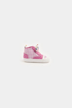 Load image into Gallery viewer, Mothercare Gingham Pram Trainers
