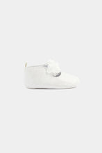 Load image into Gallery viewer, Mothercare White Glitter Pram Shoes And Headband Set
