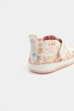 Load image into Gallery viewer, Mothercare Under the Sea Pram Shoes
