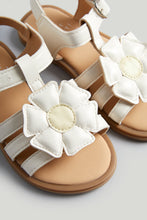 Load image into Gallery viewer, Mothercare White Daisy Sandals

