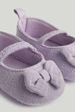 Load image into Gallery viewer, Mothercare Lilac Baby Shoes
