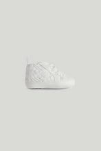 Load image into Gallery viewer, Mothercare Crochet Baby Pram Trainers
