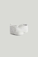 Load image into Gallery viewer, Mothercare Crochet Baby Pram Trainers
