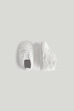 Load image into Gallery viewer, Mothercare Crochet Baby Pram Trainers
