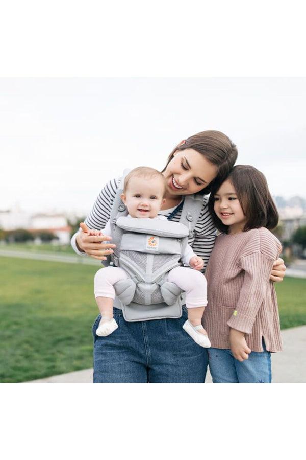 Ergobaby 360 Best Baby Carrier For Big Moms Buy Ergobaby Omni 360